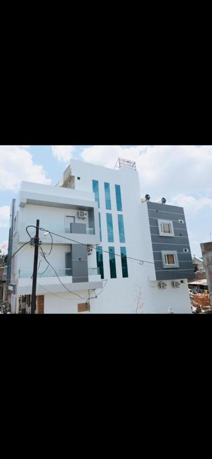 Hotel Anand Ujjain Ngoại thất bức ảnh