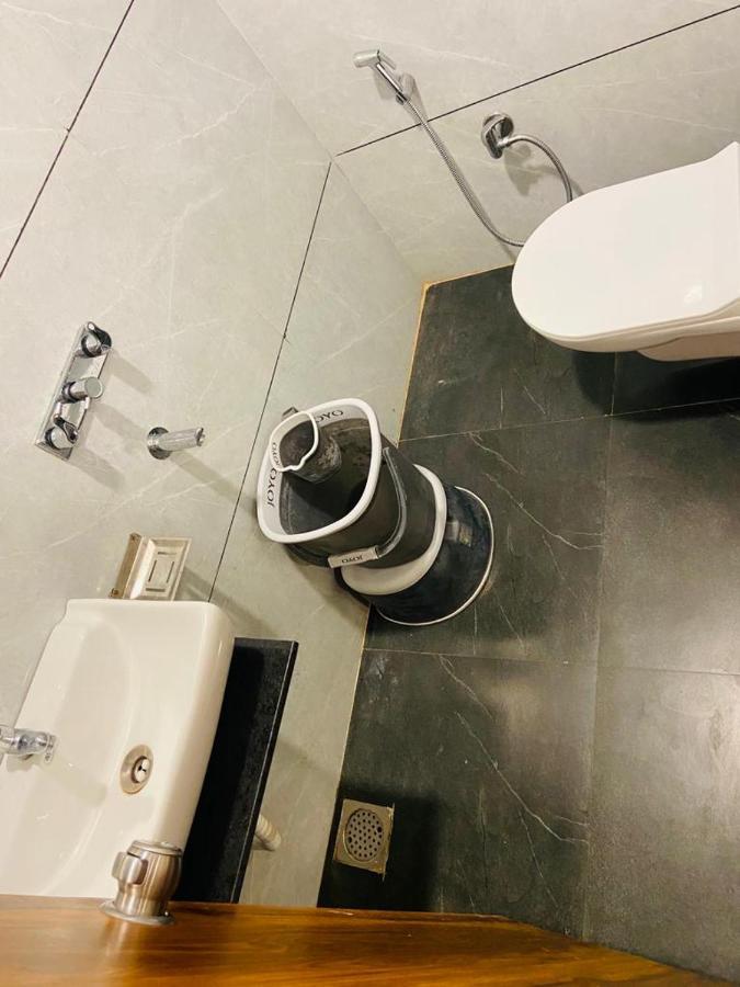 Hotel Anand Ujjain Ngoại thất bức ảnh